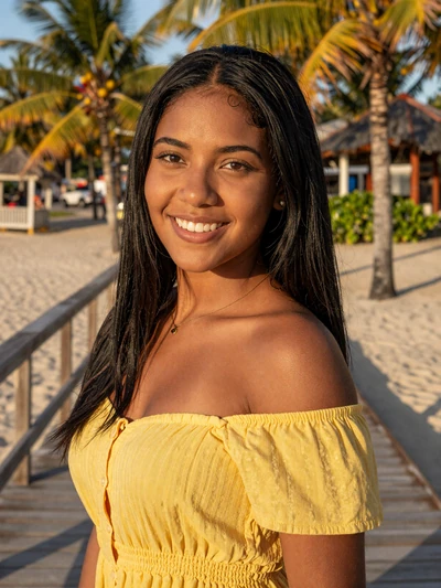 María José, 26, Dominican woman looking for love and marriage online